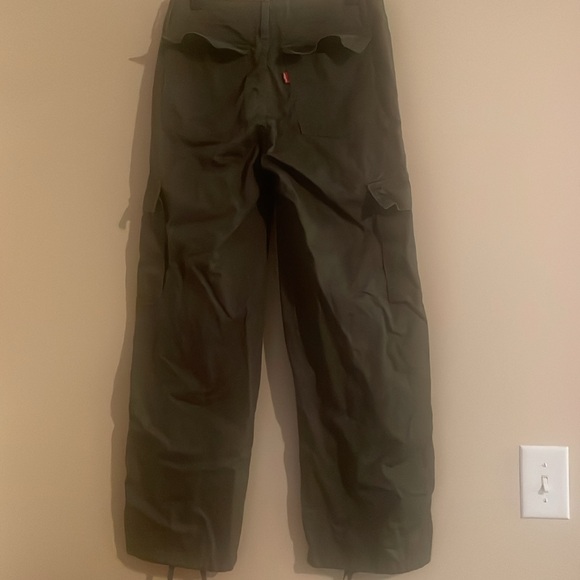 levi’s 94 baggy cargo pants - Picture 2 of 2